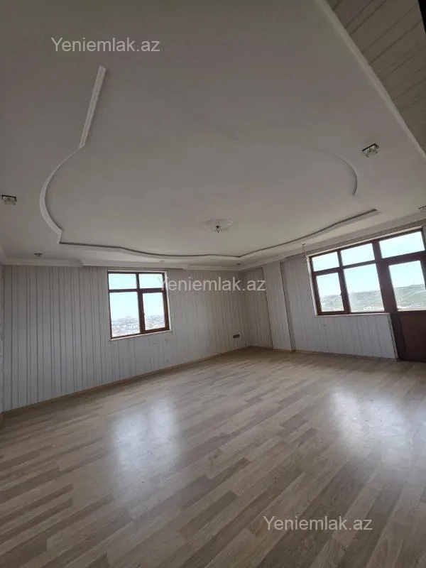 Satılır 3 otaqlı yeni tikili 110 m²