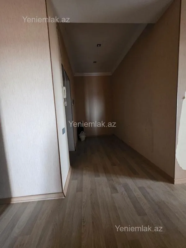 Satılır 3 otaqlı yeni tikili 110 m²