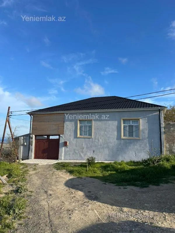 Satılır 4 otaqlı həyət evi 115 m²