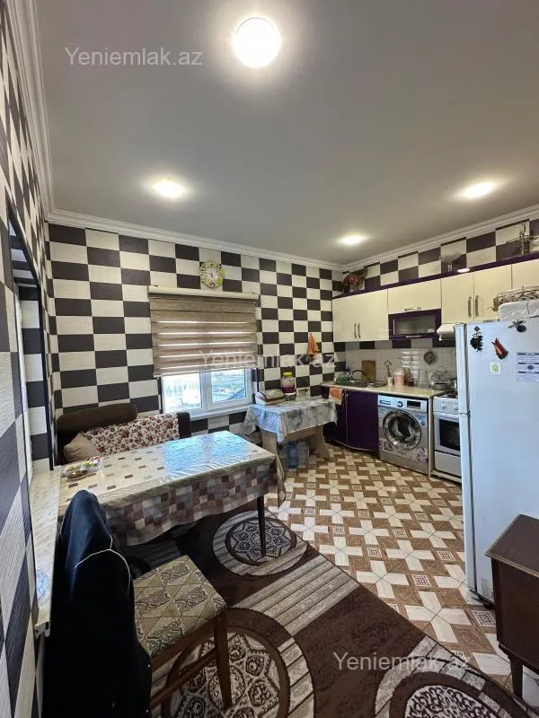 Satılır 4 otaqlı həyət evi 115 m²