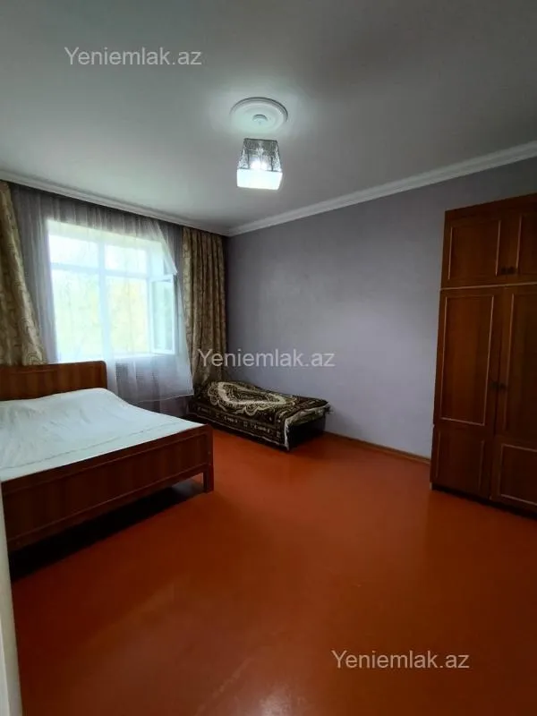 Satılır 4 otaqlı həyət evi 81.2 m²