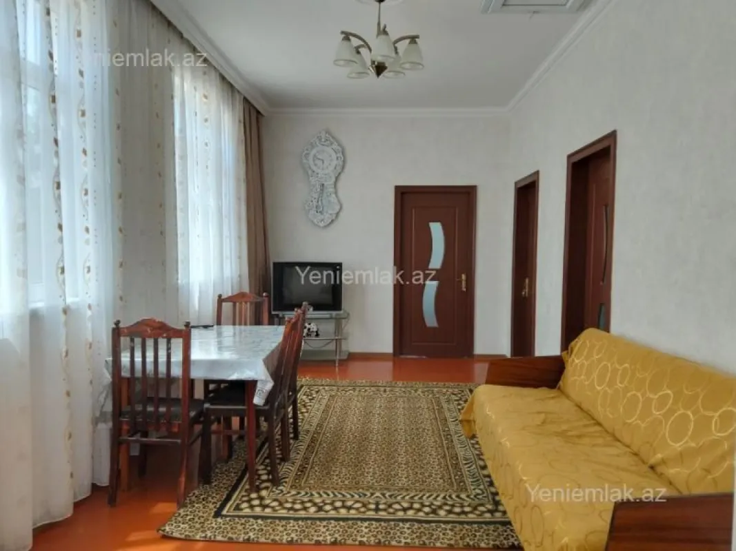 Satılır 4 otaqlı həyət evi 81.2 m²