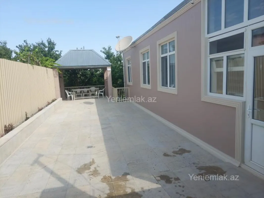 Satılır 4 otaqlı həyət evi 81.2 m²