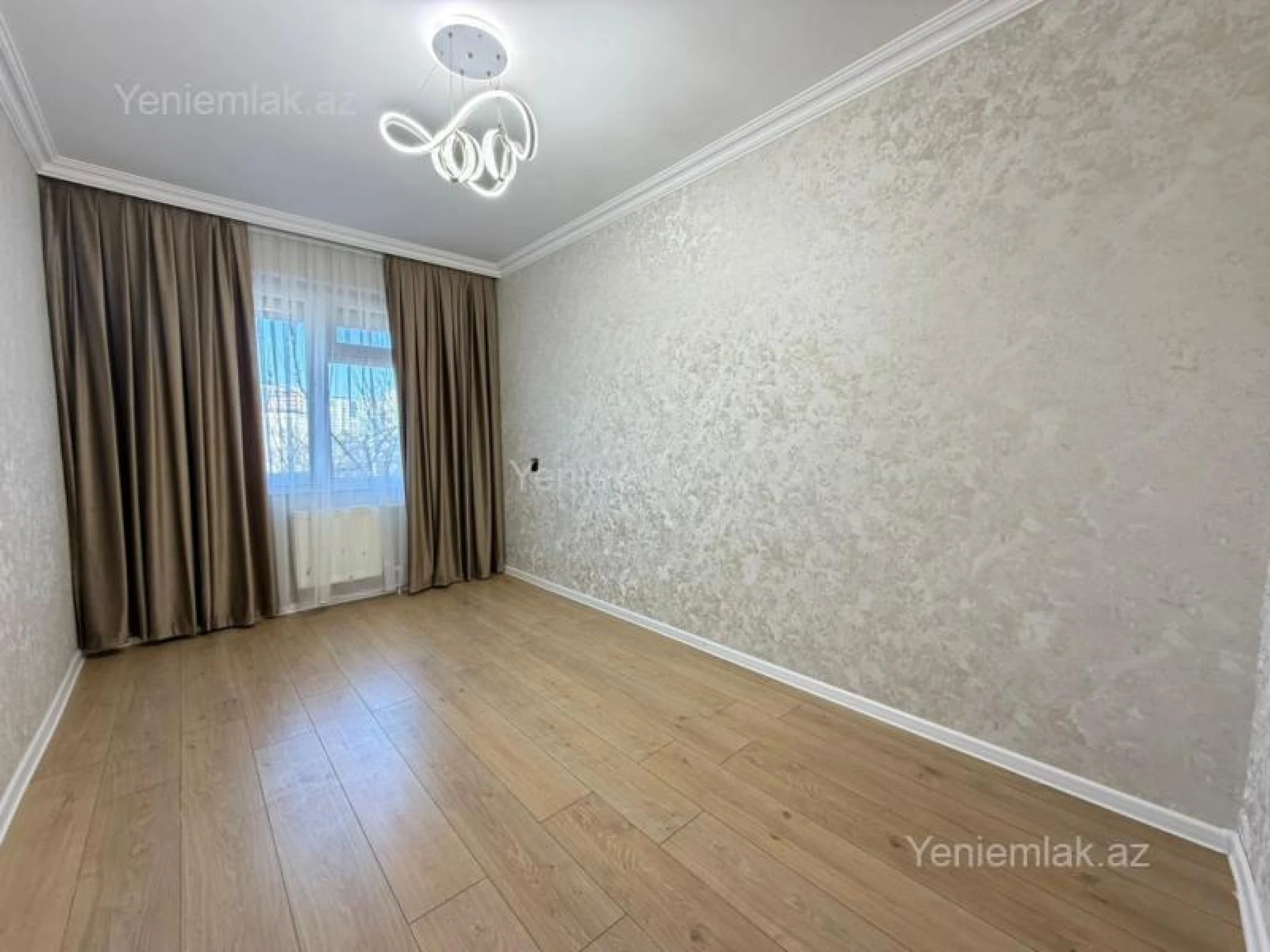 Satılır 3 otaqlı köhnə tikili 60 m²