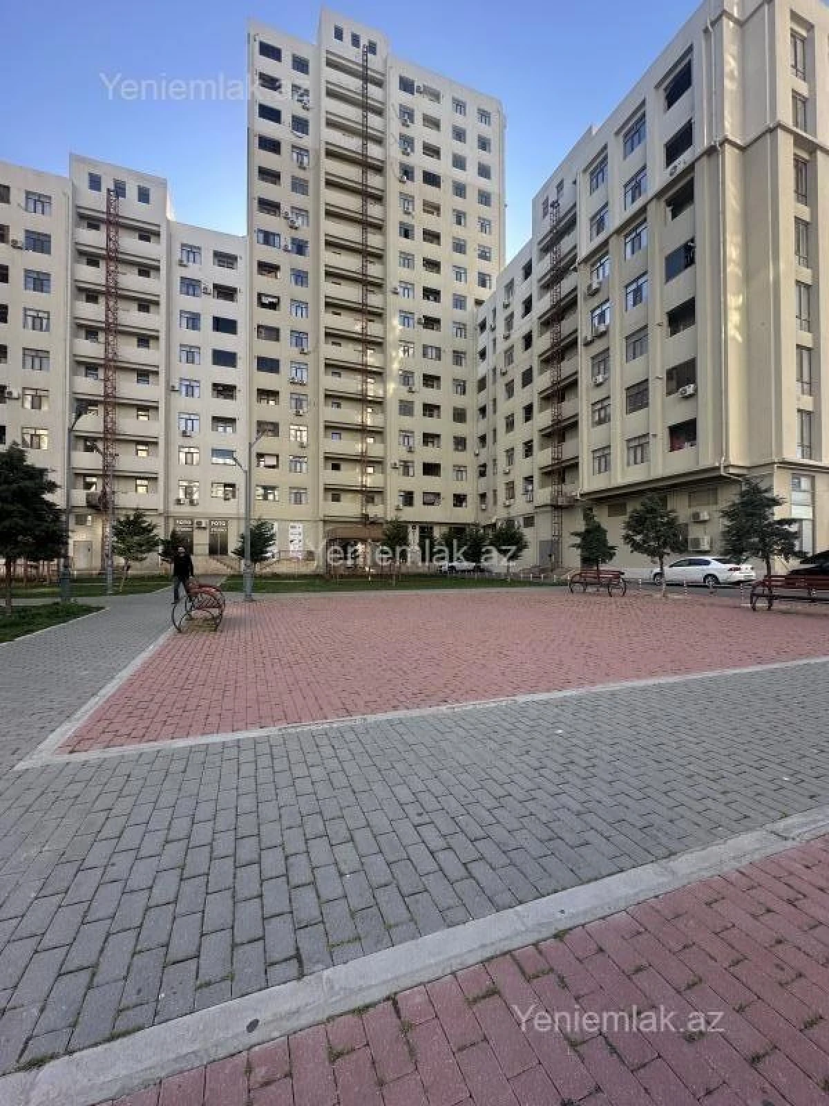 Satılır 2 otaqlı yeni tikili 74 m²