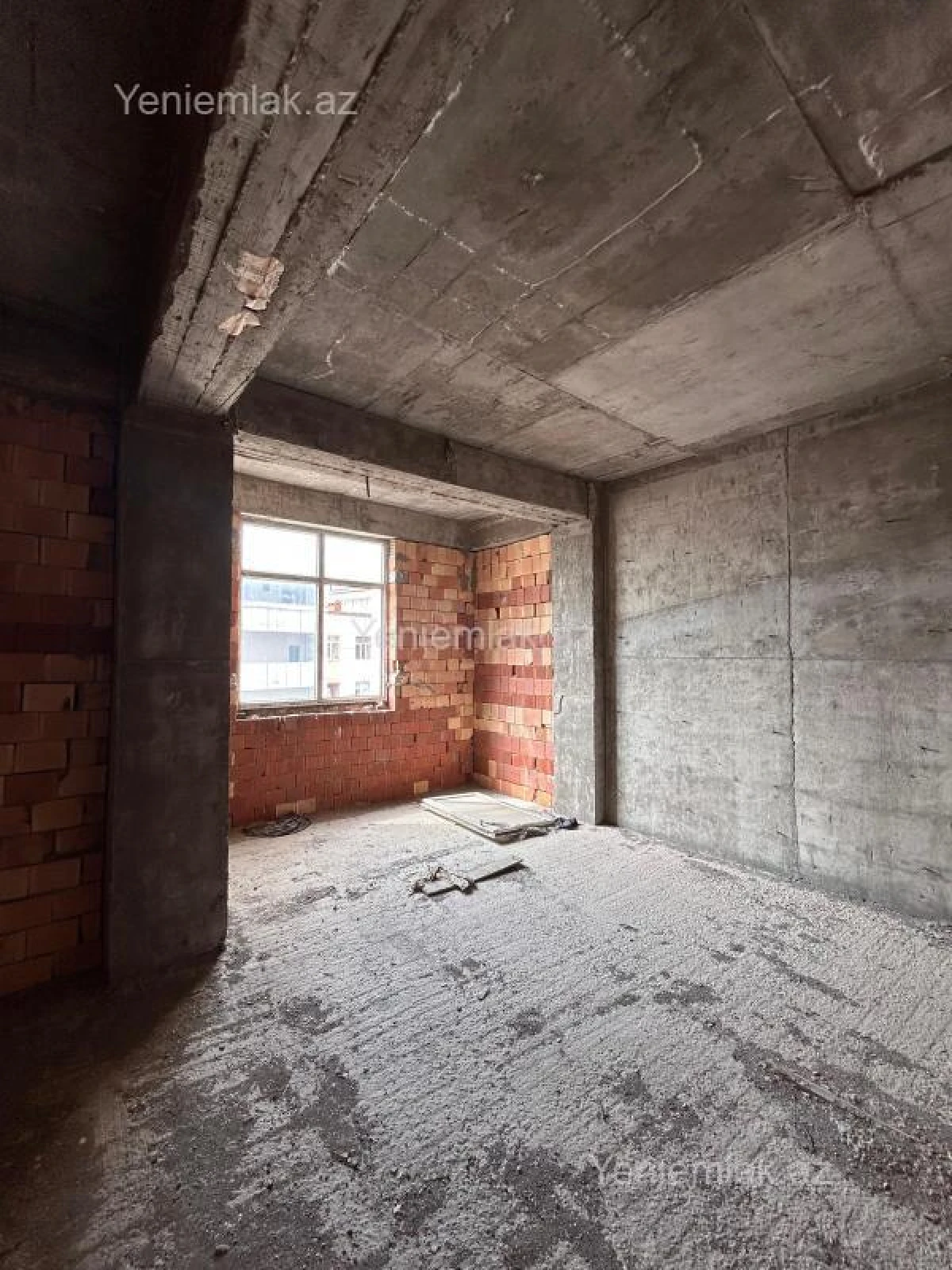 Satılır 2 otaqlı yeni tikili 65 m²