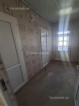 Satılır 2 otaqlı köhnə tikili 56 m²
