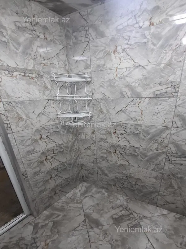 Satılır 2 otaqlı köhnə tikili 56 m²