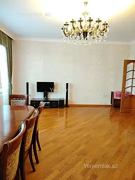 Satılır 4 otaqlı yeni tikili 133 m²