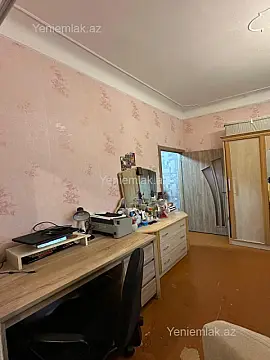 Satılır 2 otaqlı köhnə tikili 66 m²