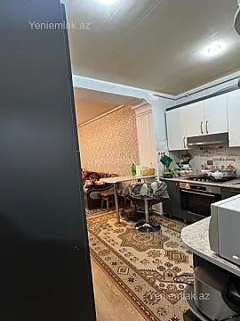 Satılır 2 otaqlı köhnə tikili 66 m²