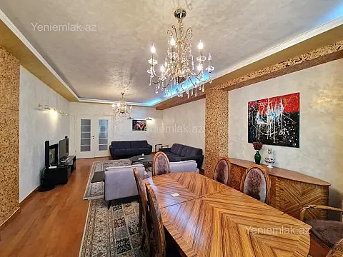 Satılır 4 otaqlı yeni tikili 195 m²