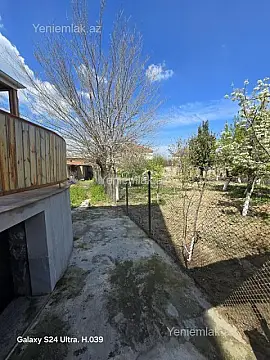 Satılır 9 otaqlı həyət evi 450 m²