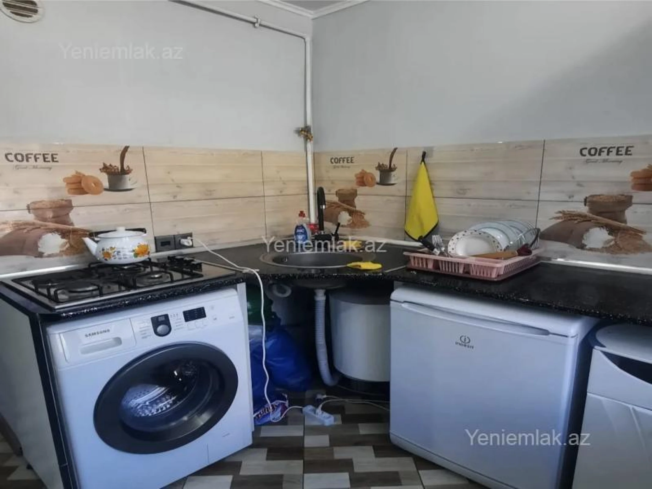 Satılır 1 otaqlı köhnə tikili 30 m²