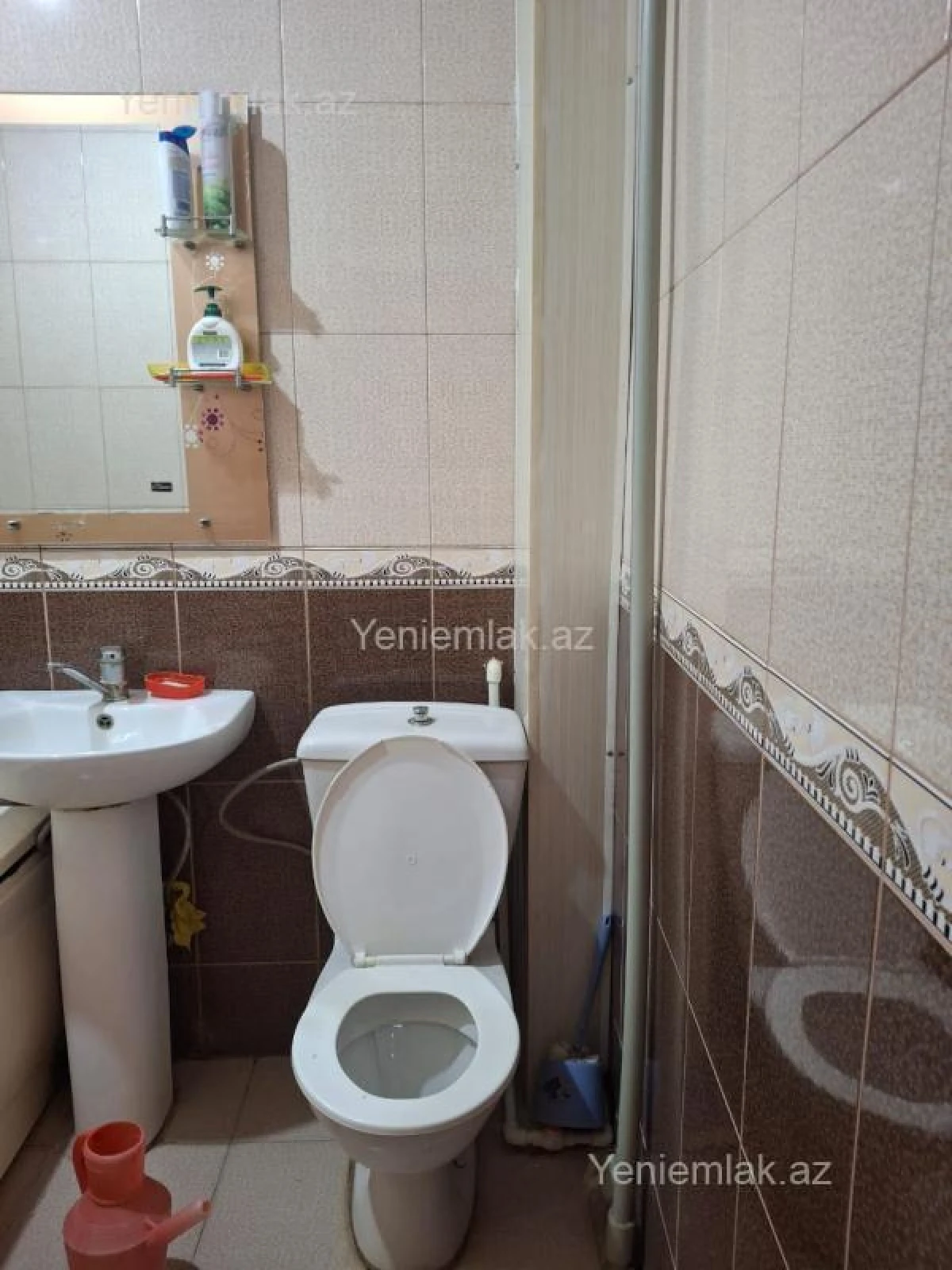 Satılır 1 otaqlı köhnə tikili 36 m²