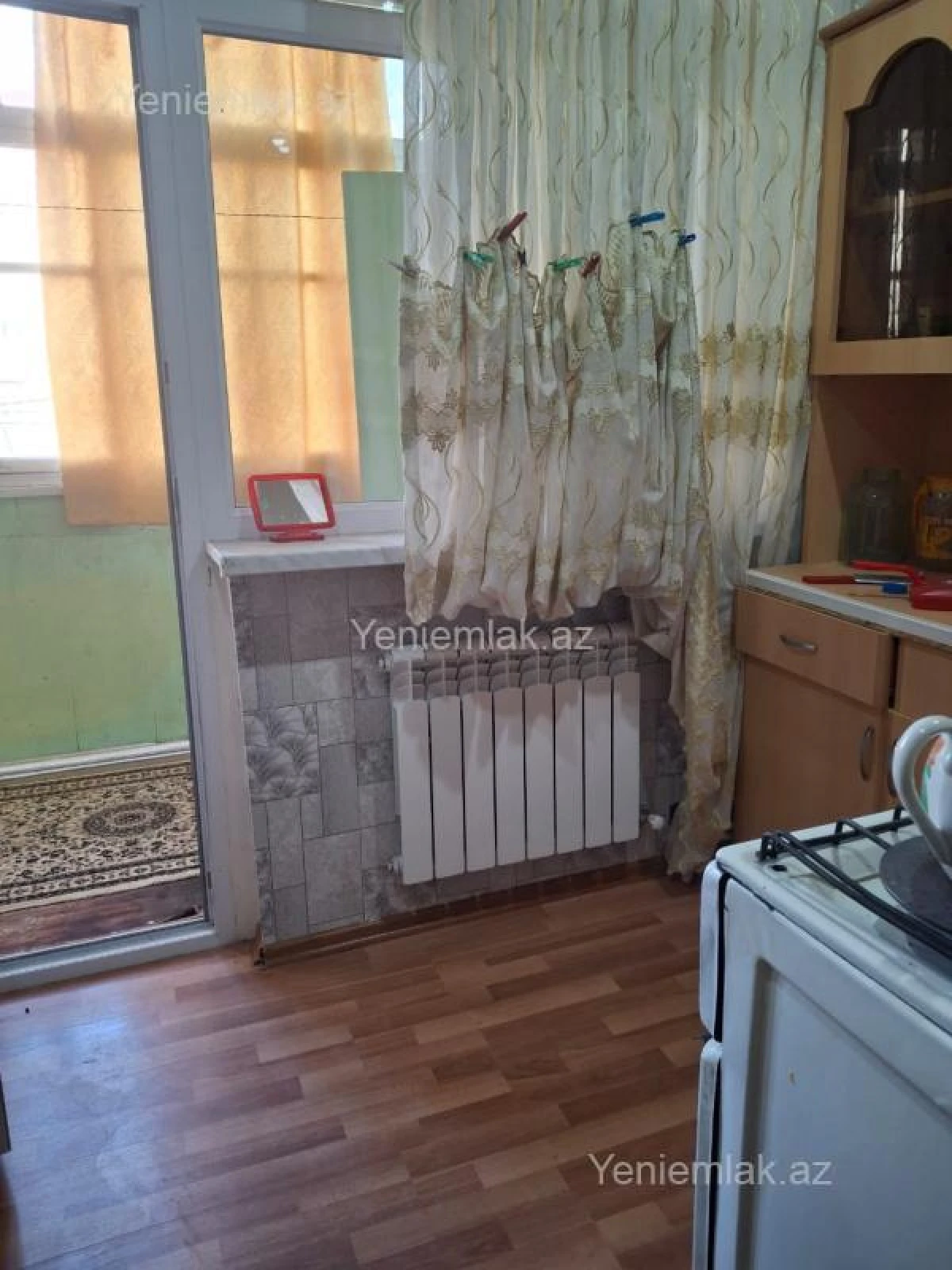 Satılır 1 otaqlı köhnə tikili 36 m²