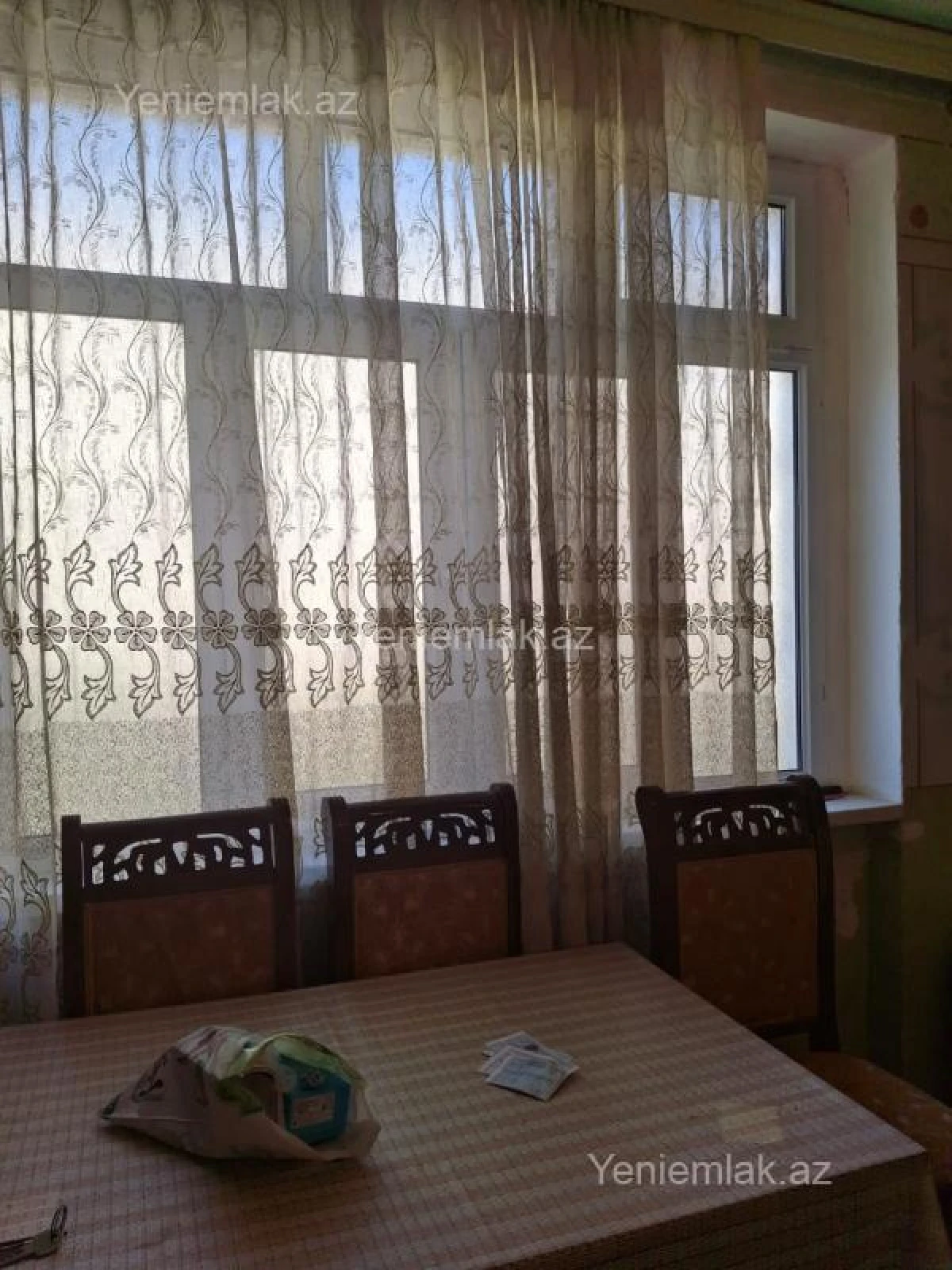 Satılır 1 otaqlı köhnə tikili 36 m²