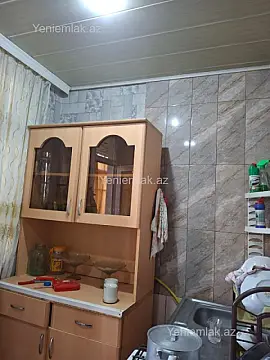 Satılır 1 otaqlı köhnə tikili 36 m²