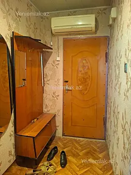 Satılır 1 otaqlı köhnə tikili 36 m²