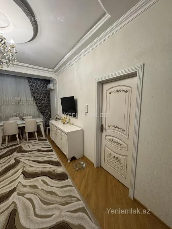 Satılır 2 otaqlı yeni tikili 50 m²