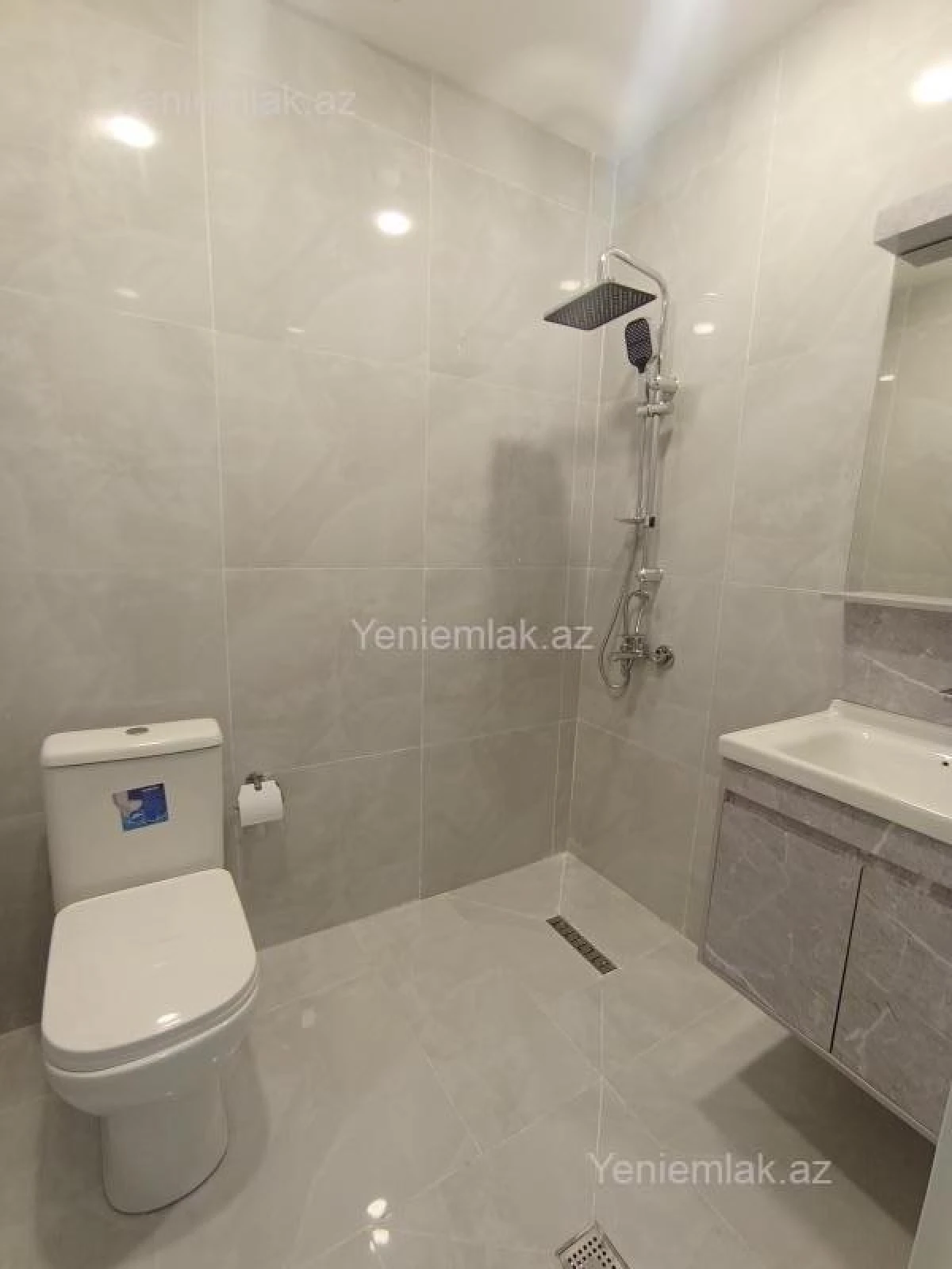 Satılır 2 otaqlı yeni tikili 38 m²