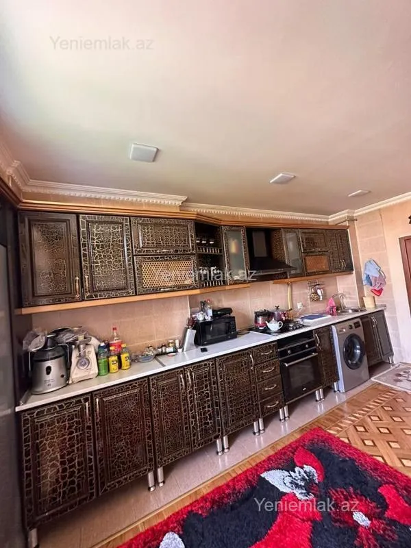 Satılır 5 otaqlı köhnə tikili 120 m²