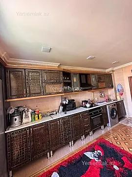 Satılır 5 otaqlı köhnə tikili 120 m²