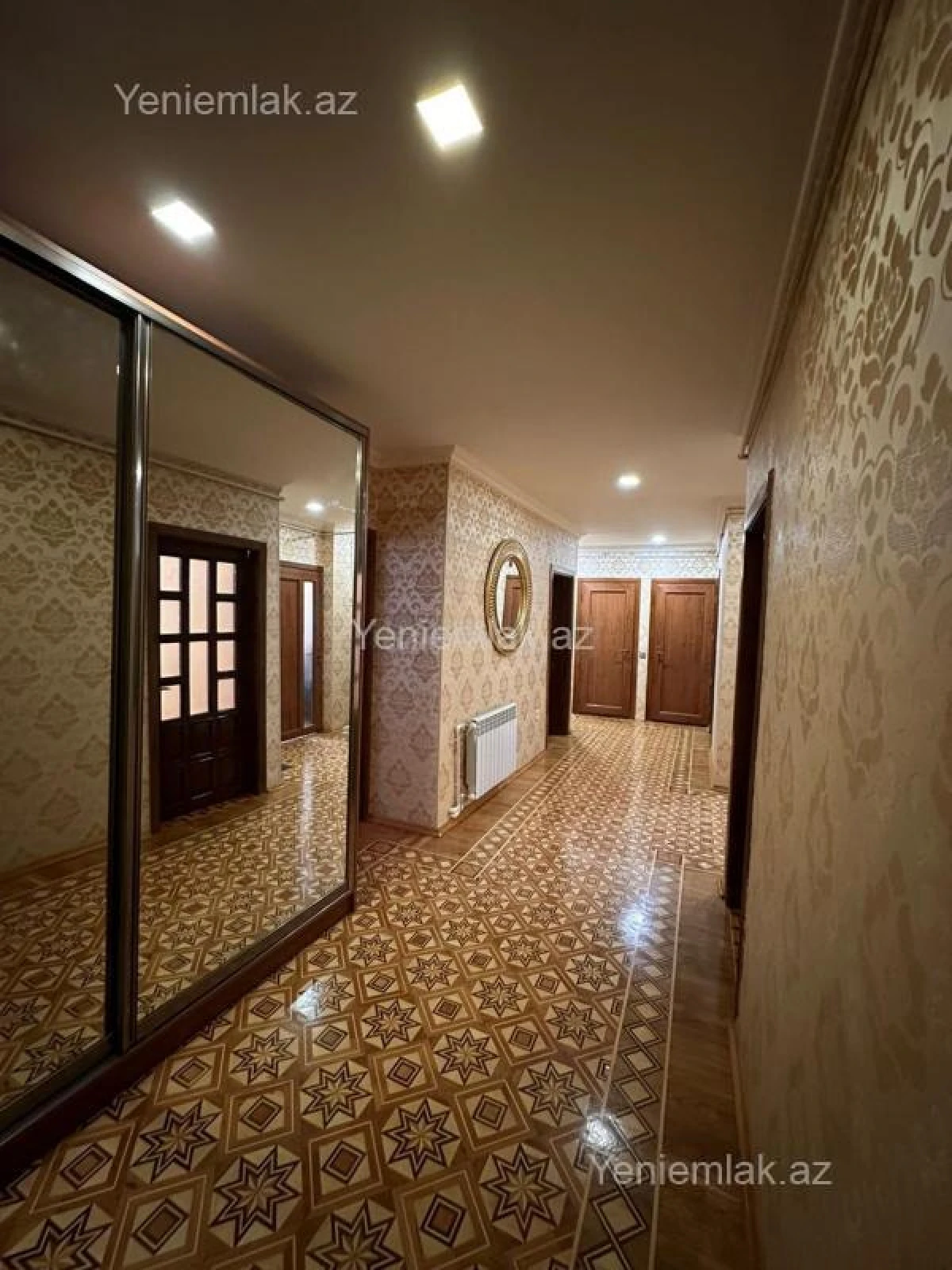 Satılır 5 otaqlı köhnə tikili 120 m²