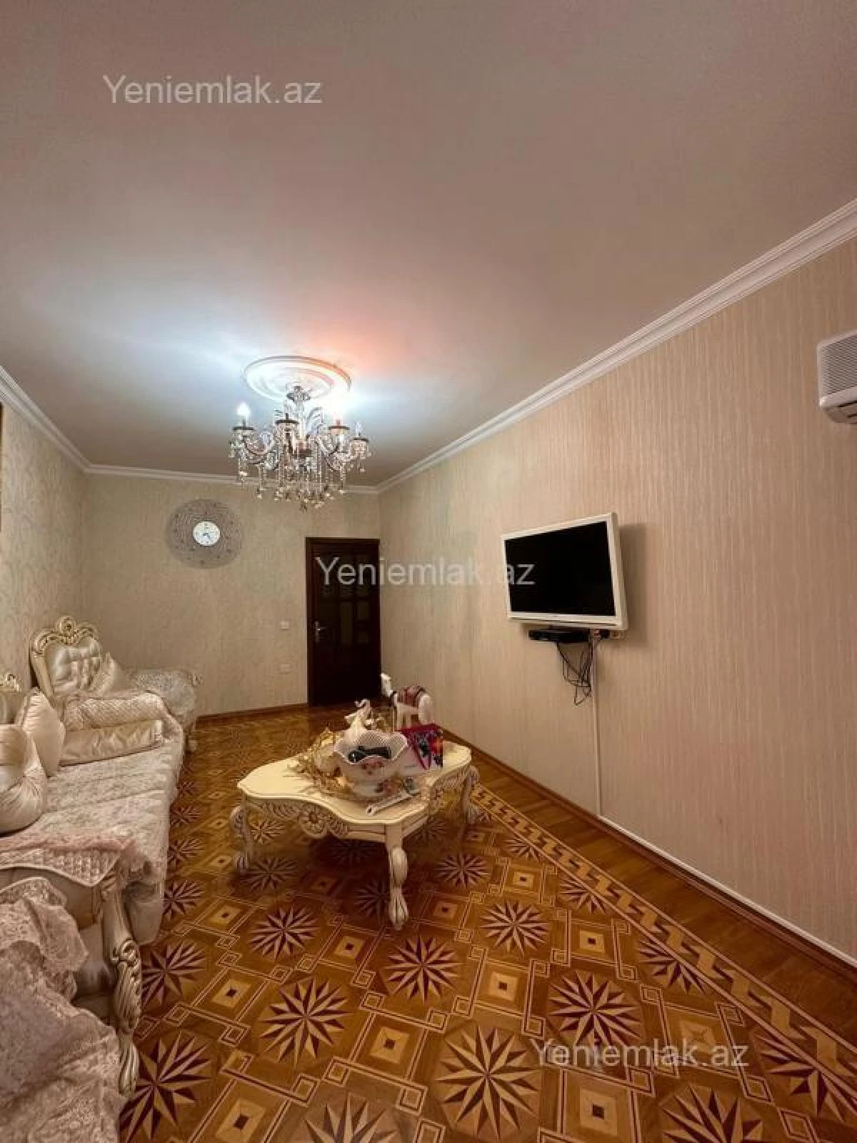 Satılır 5 otaqlı köhnə tikili 120 m²
