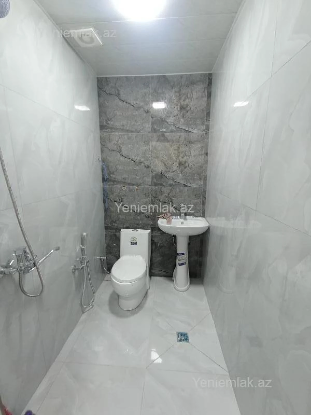 Satılır 2 otaqlı yeni tikili 31 m²