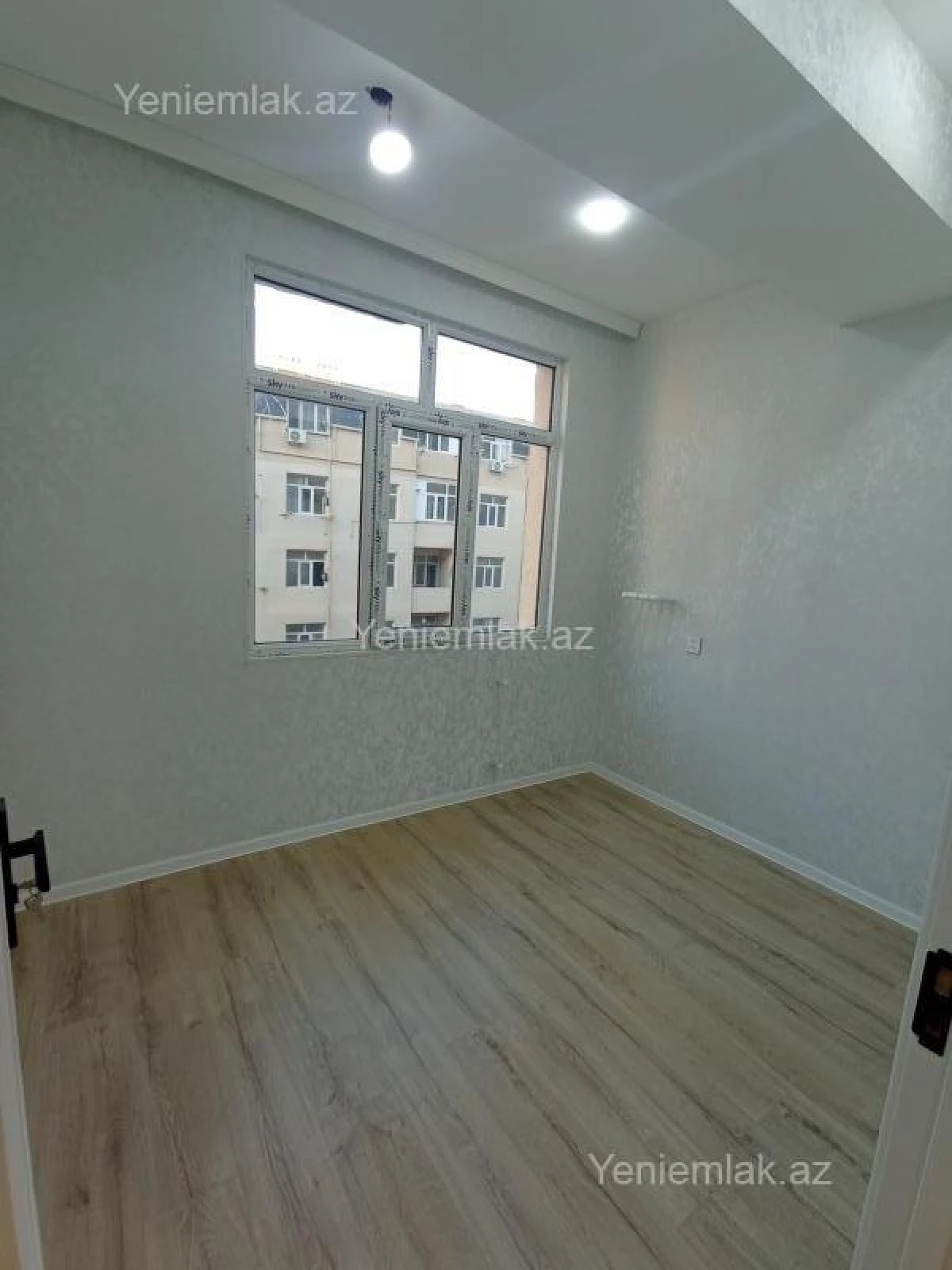 Satılır 2 otaqlı yeni tikili 31 m²