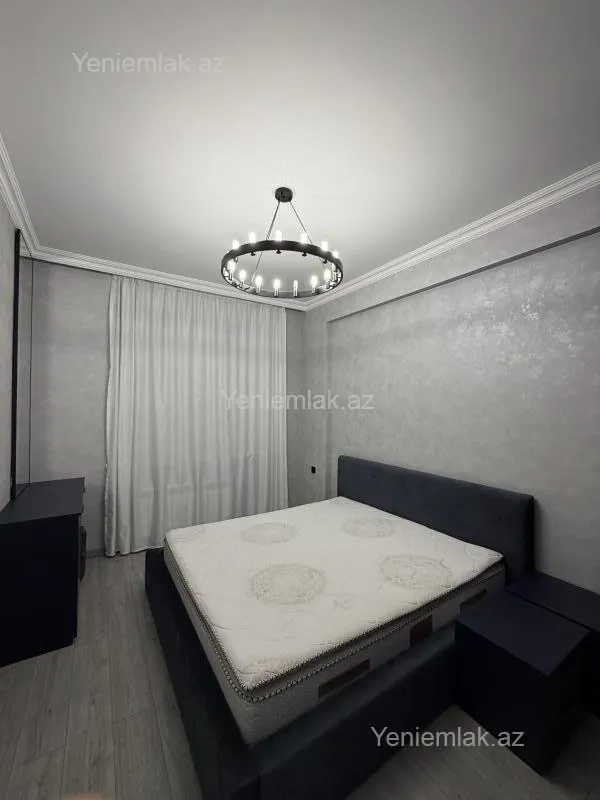 Satılır 3 otaqlı yeni tikili 80 m²
