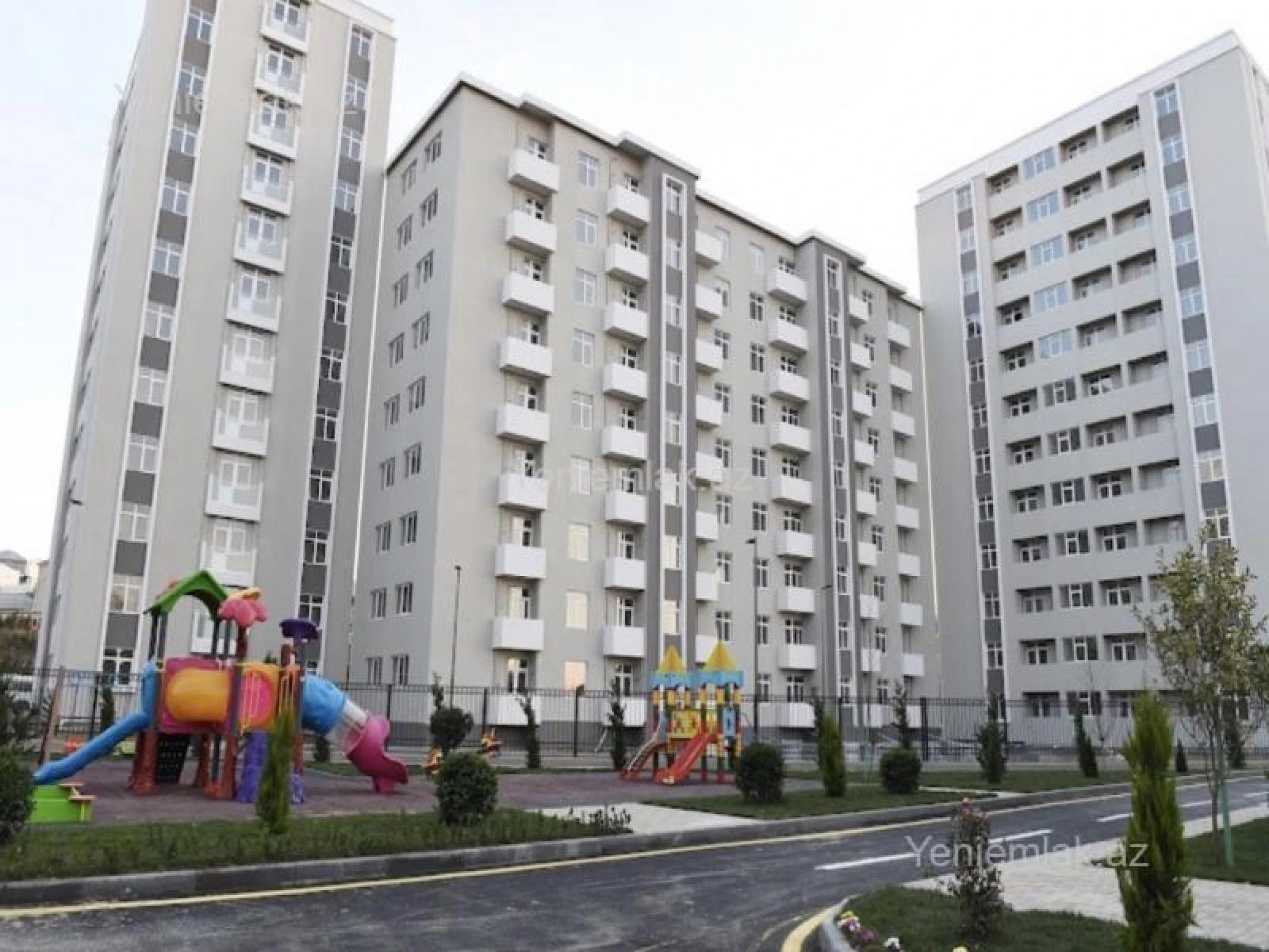 Satılır 3 otaqlı yeni tikili 80 m²