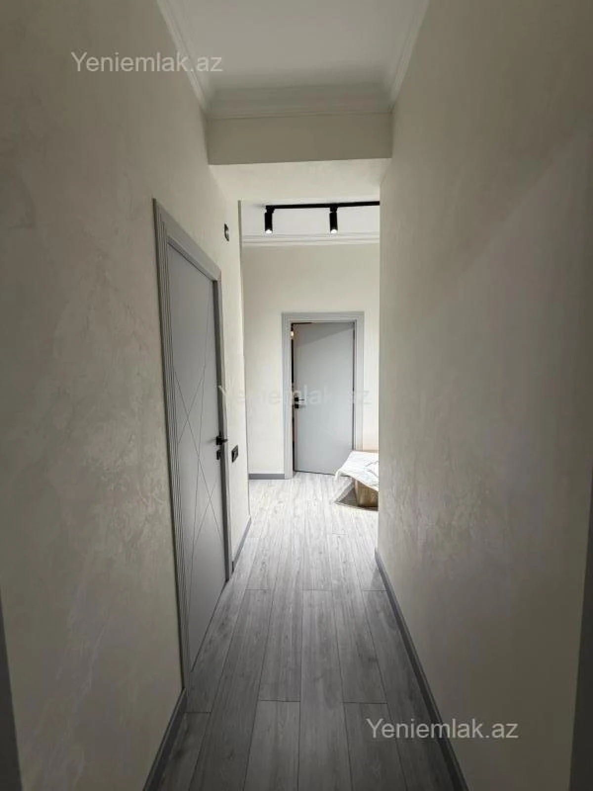 Satılır 3 otaqlı yeni tikili 80 m²