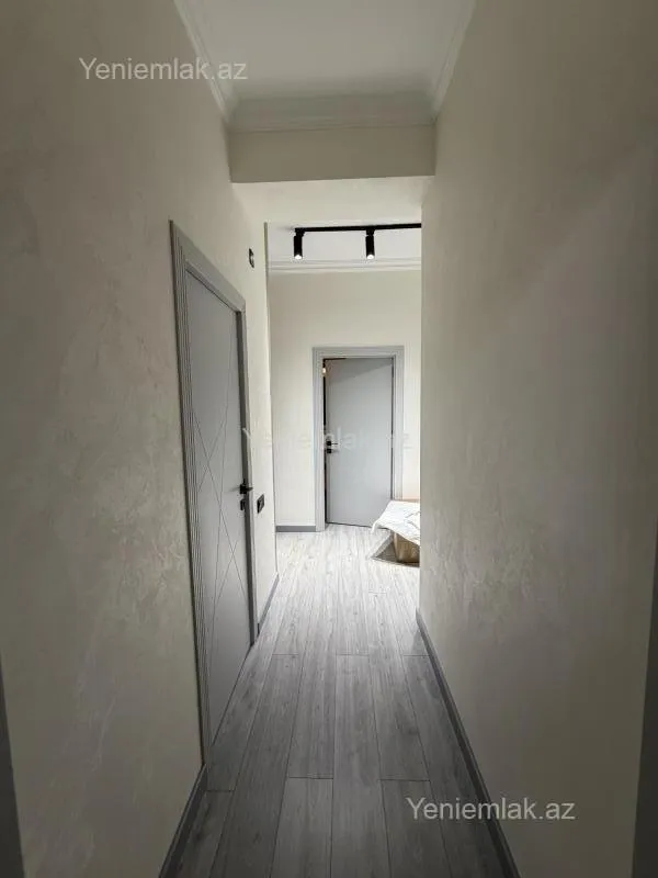 Satılır 3 otaqlı yeni tikili 80 m²