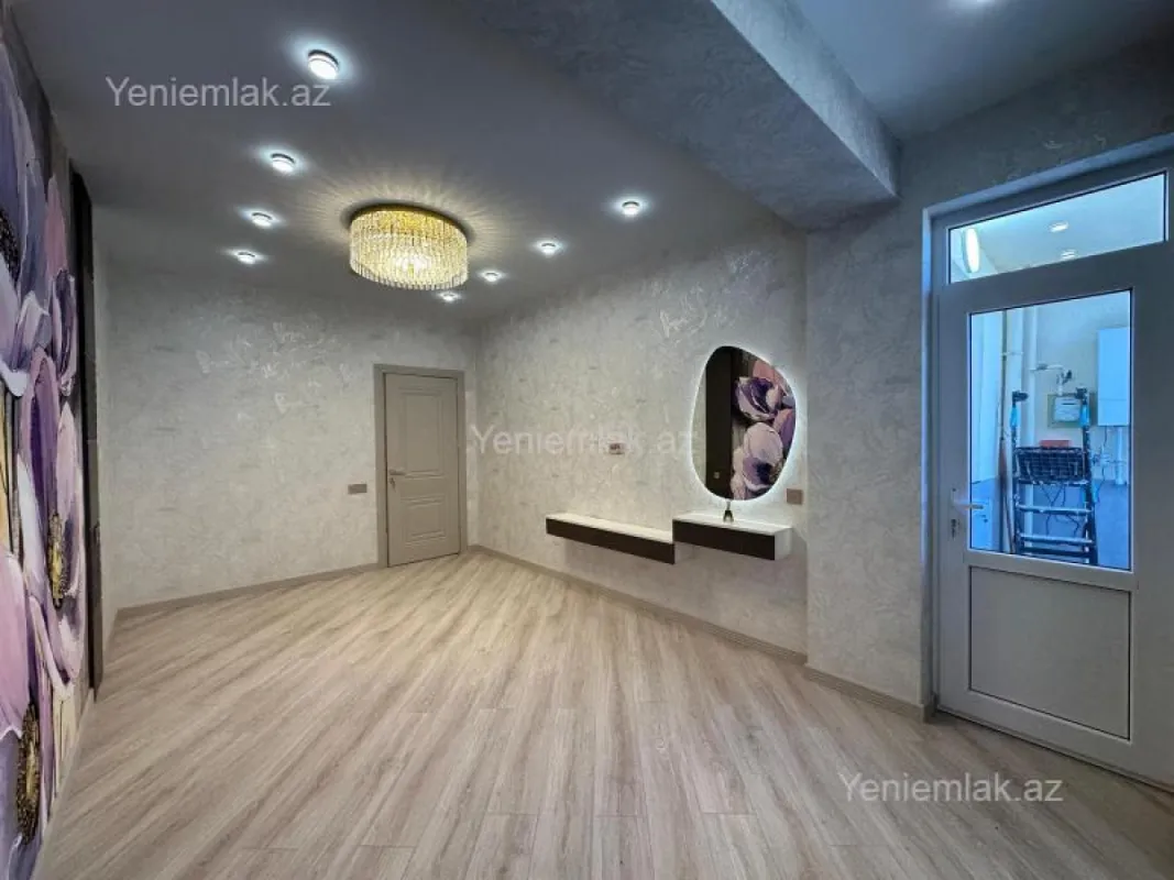 Satılır 3 otaqlı yeni tikili 110 m²