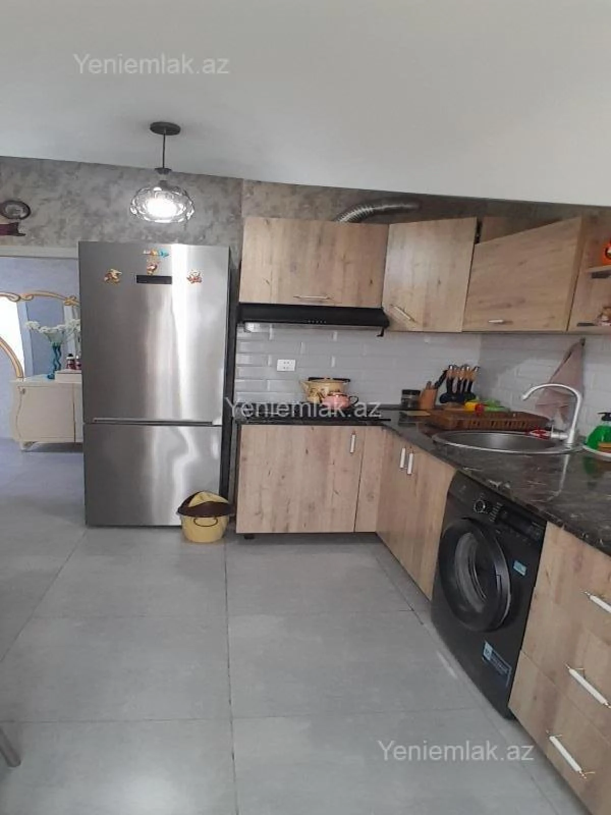 Satılır 2 otaqlı yeni tikili 94.5 m²