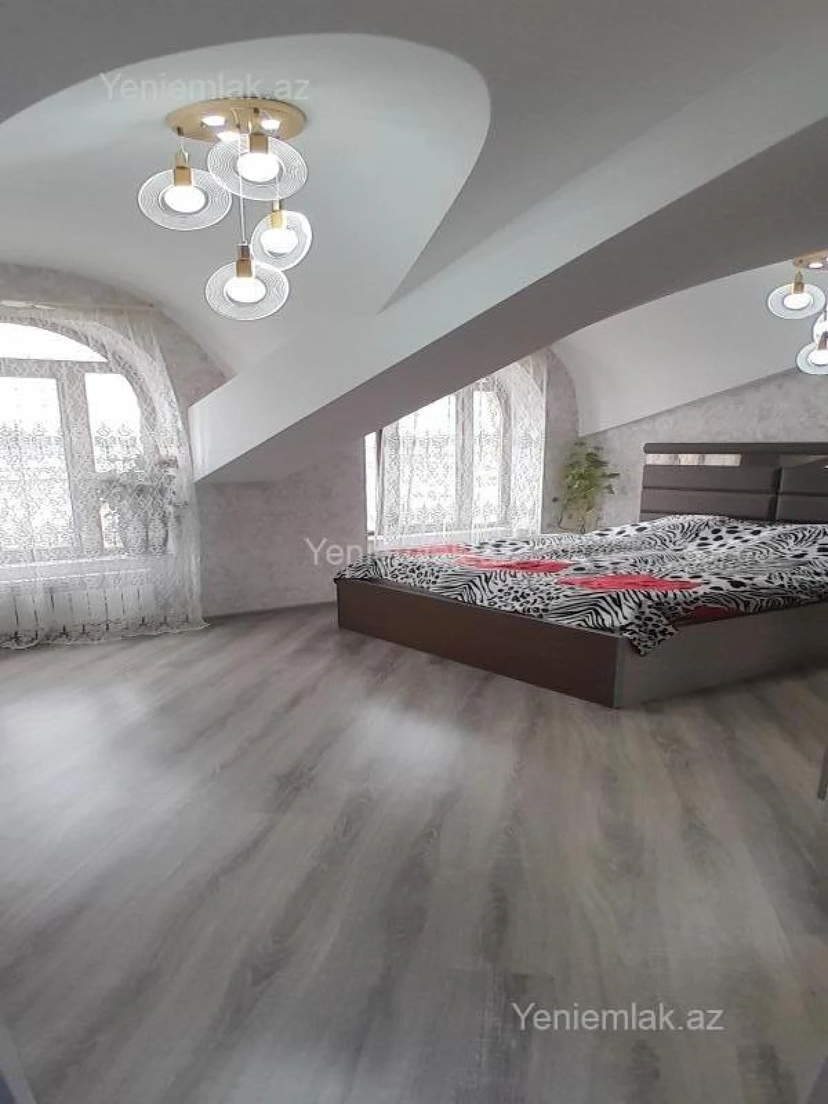 Satılır 2 otaqlı yeni tikili 94.5 m²