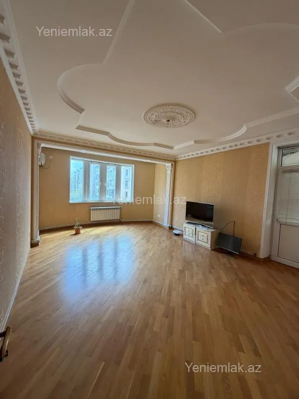 Satılır 2 otaqlı yeni tikili 92 m²