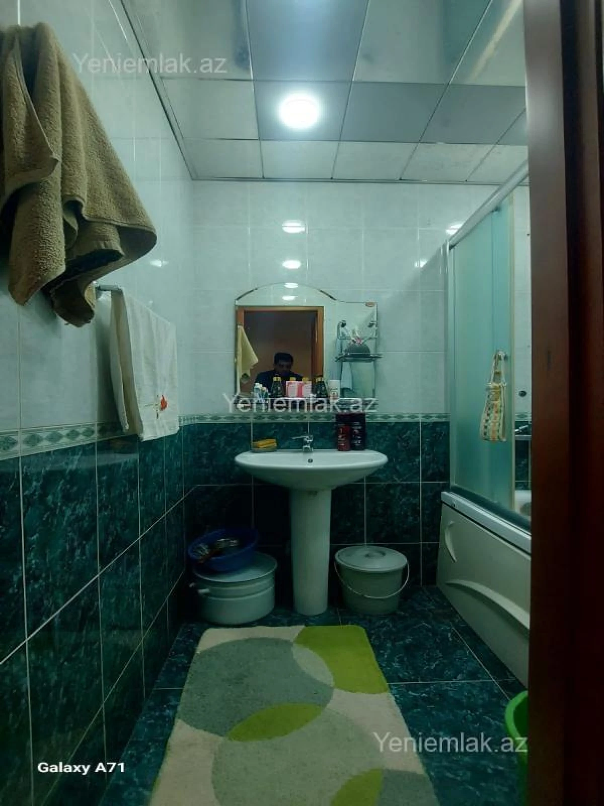 Satılır 3 otaqlı köhnə tikili 90 m²