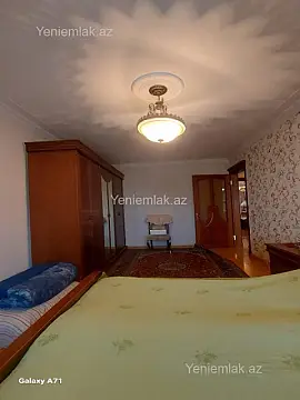 Satılır 3 otaqlı köhnə tikili 90 m²