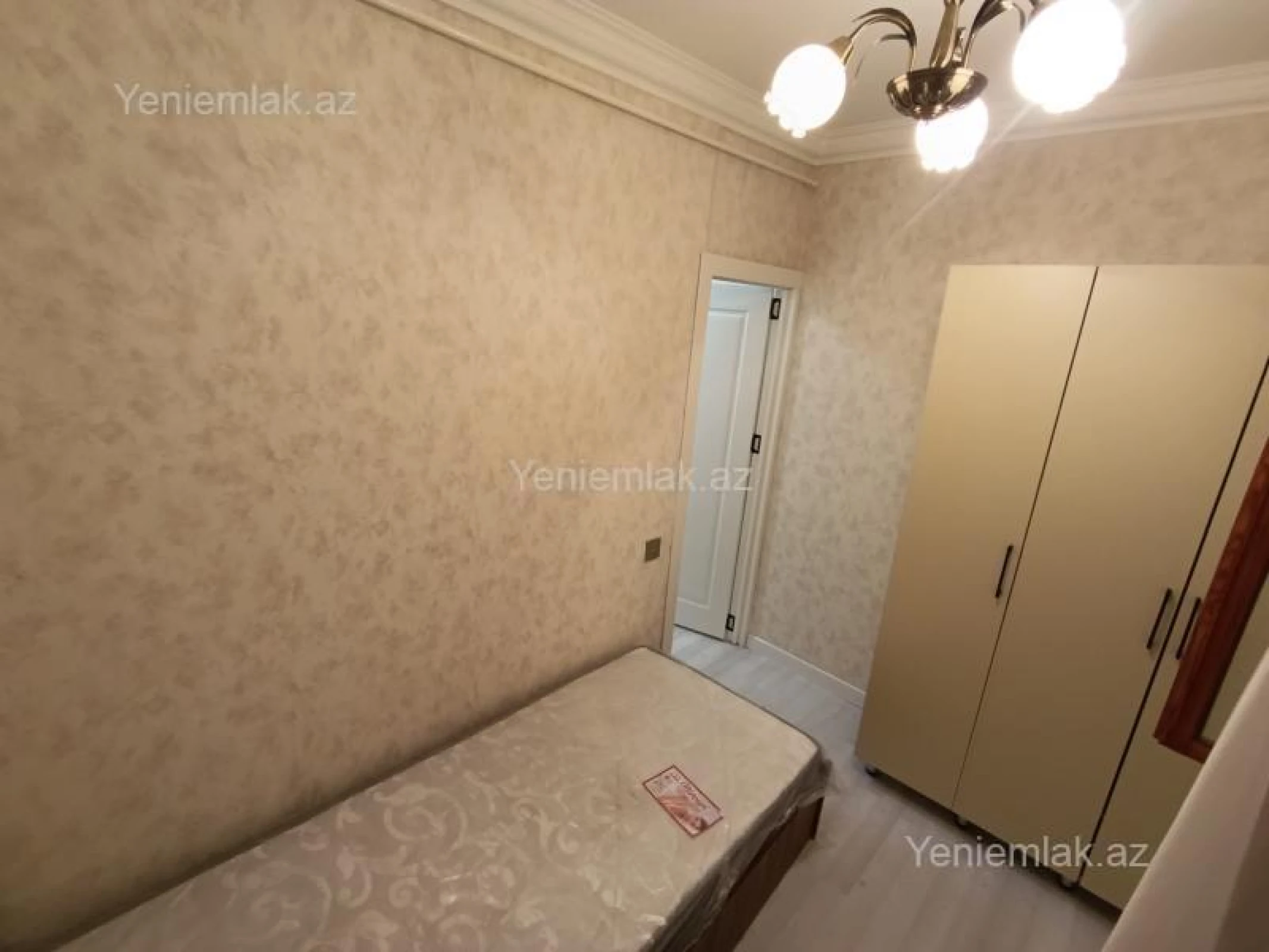 Satılır 3 otaqlı köhnə tikili 65 m²