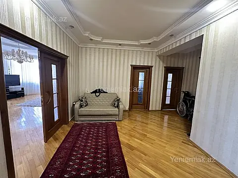 Satılır 3 otaqlı yeni tikili 150 m²