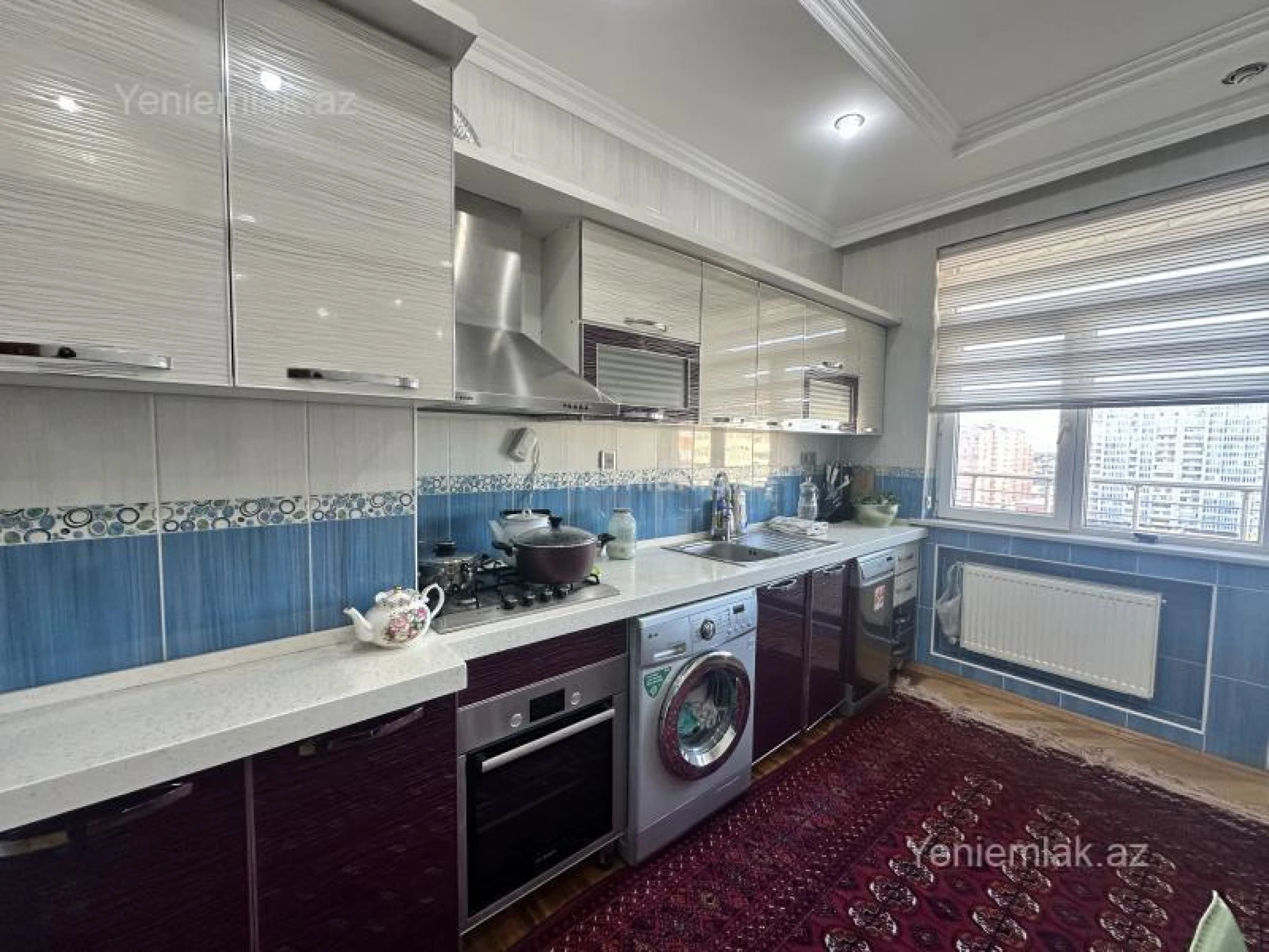 Satılır 3 otaqlı yeni tikili 150 m²