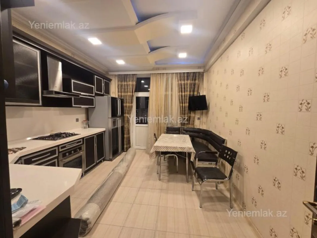 Satılır 4 otaqlı yeni tikili 163 m²