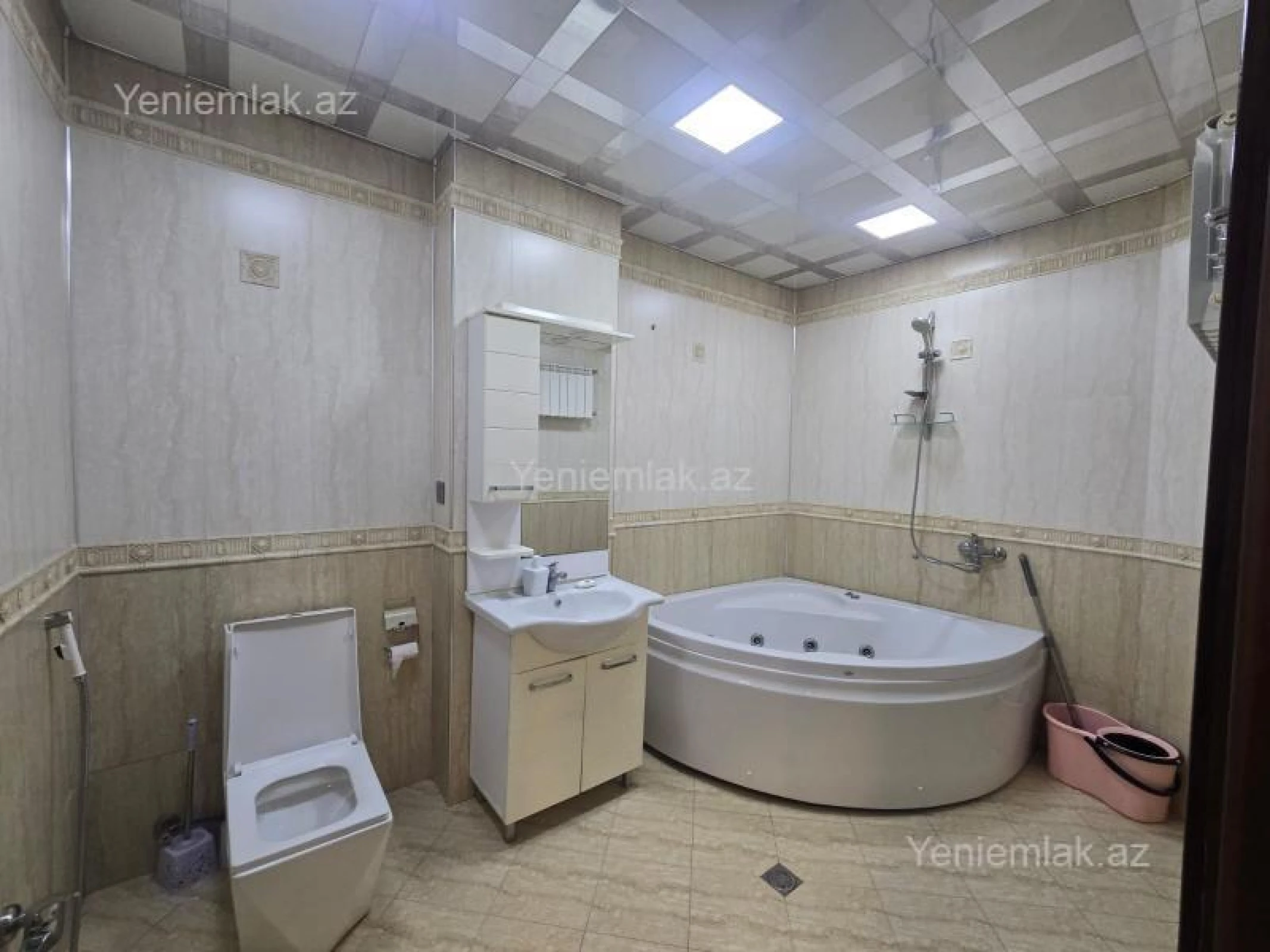 Satılır 4 otaqlı yeni tikili 163 m²