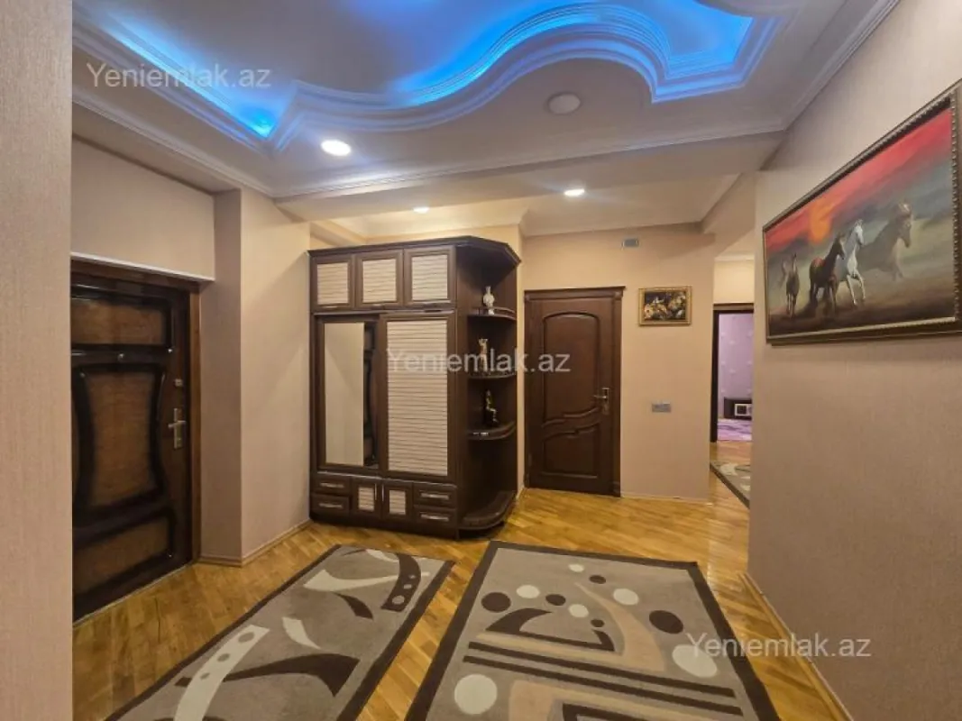 Satılır 4 otaqlı yeni tikili 163 m²