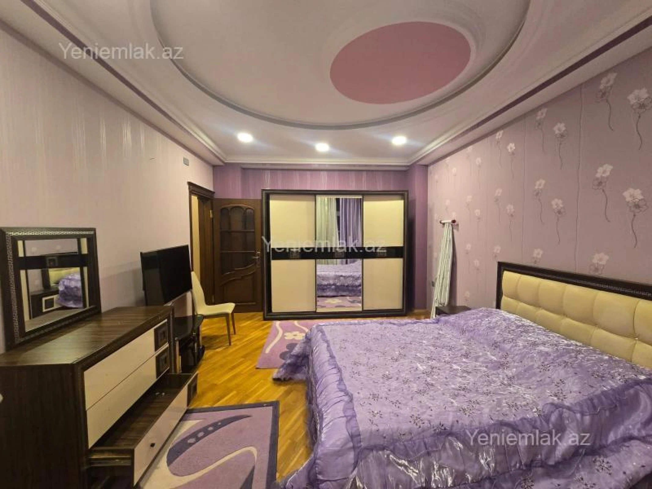 Satılır 4 otaqlı yeni tikili 163 m²