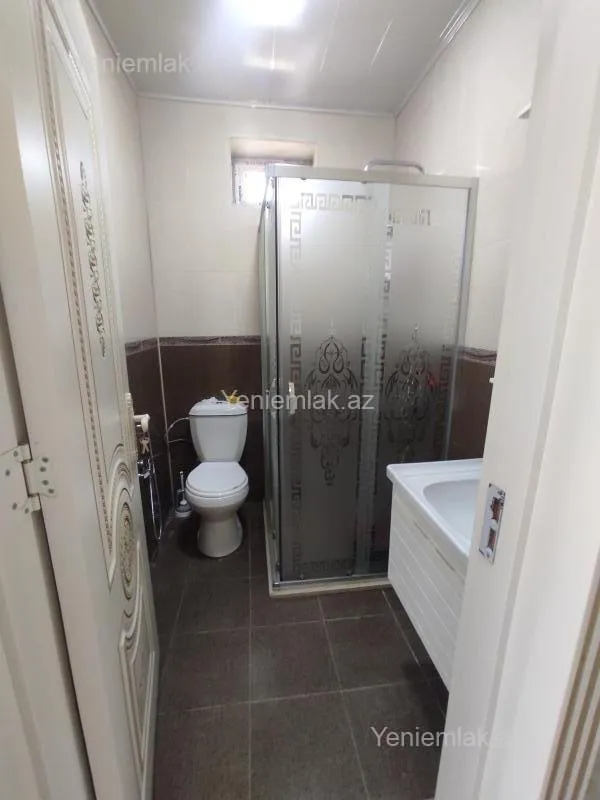 Satılır 4 otaqlı həyət evi 150 m²