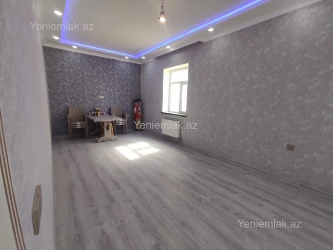 Satılır 4 otaqlı həyət evi 150 m²